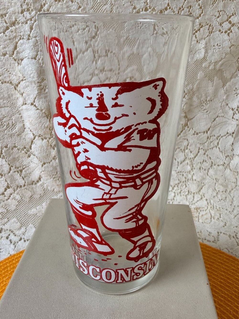 Vintage 1970s Pepsi collector glass Bucky Badger Wisconsin Badgers Baseball